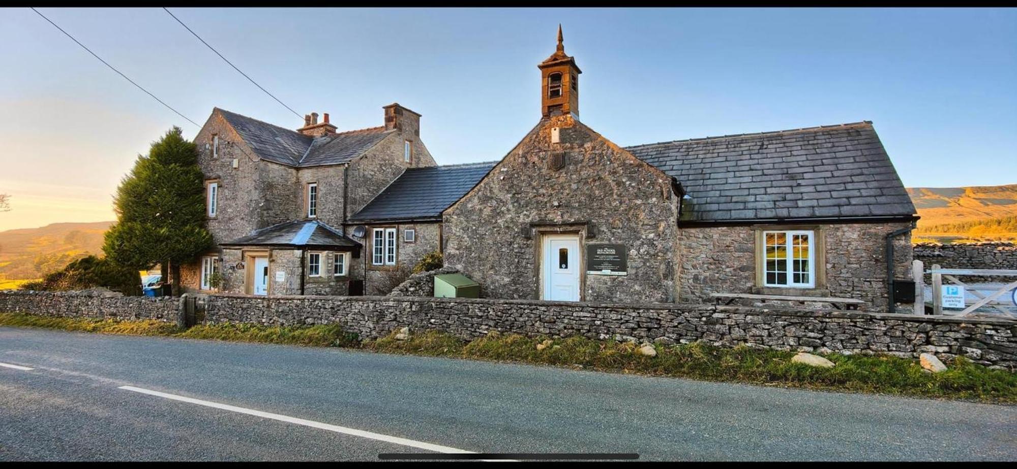 Old School House - Yorkshire Three Peaks Challenge Weathercote Esterno foto
